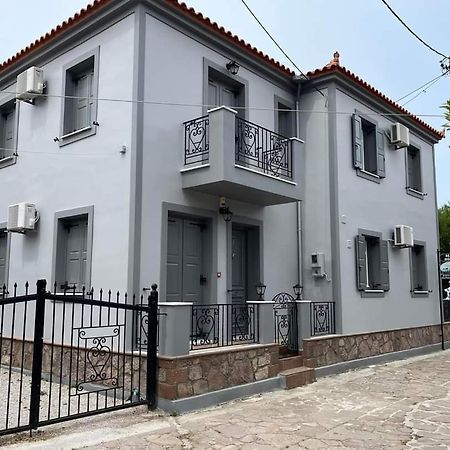 Coastline Villa Petra  Exterior photo